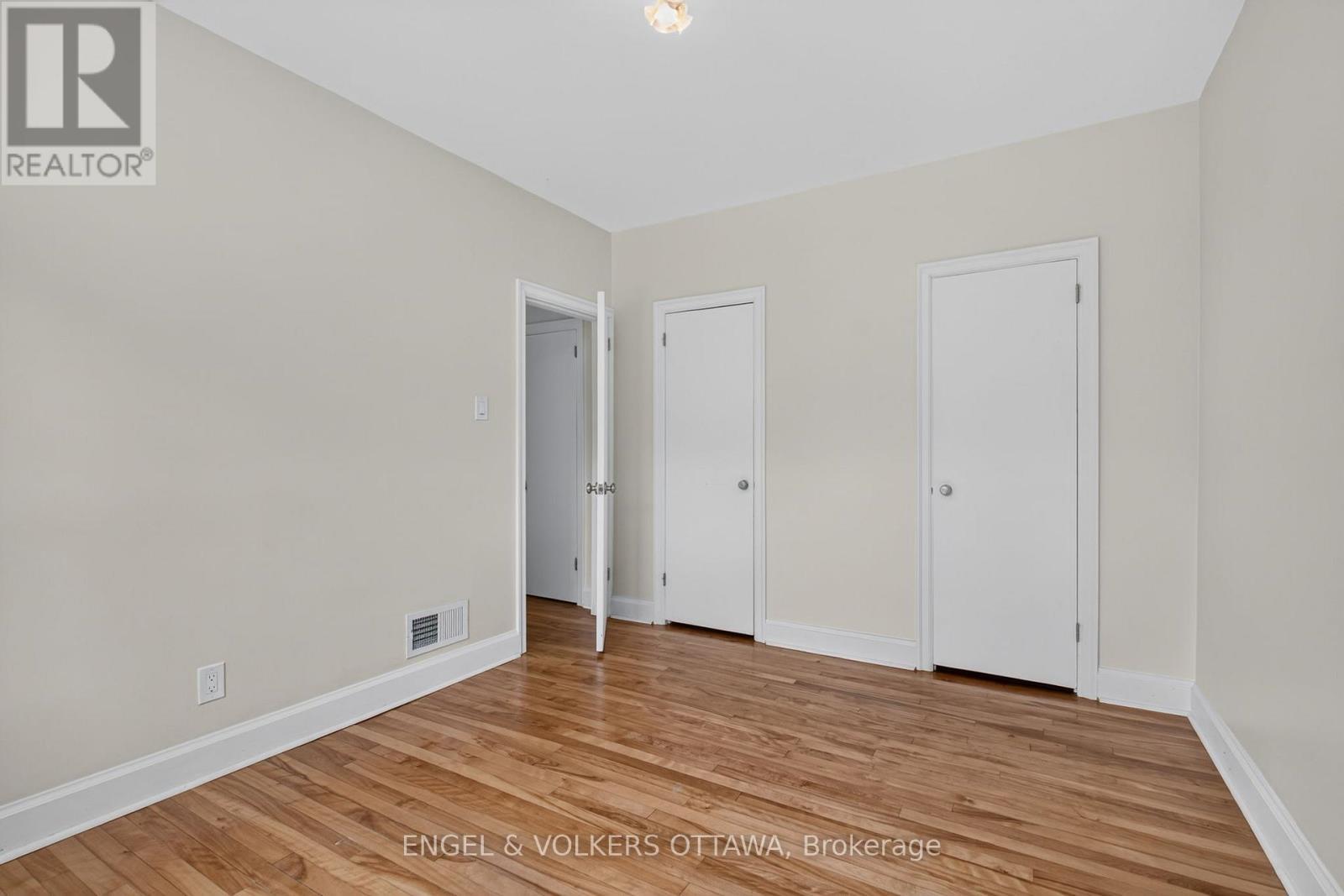 2445 Alta Vista Drive, Ottawa, ON - Indoor Photo Showing Other Room