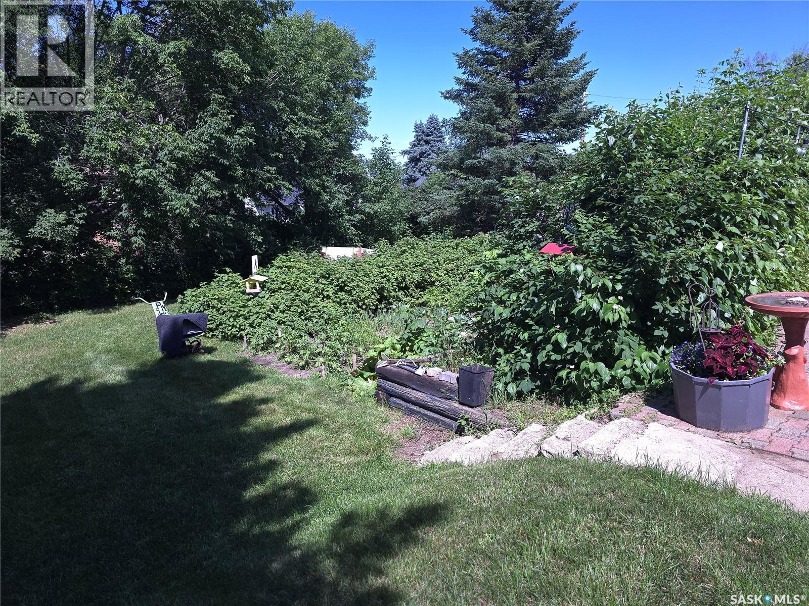 36 21St Street E, Prince Albert, SK - Outdoor