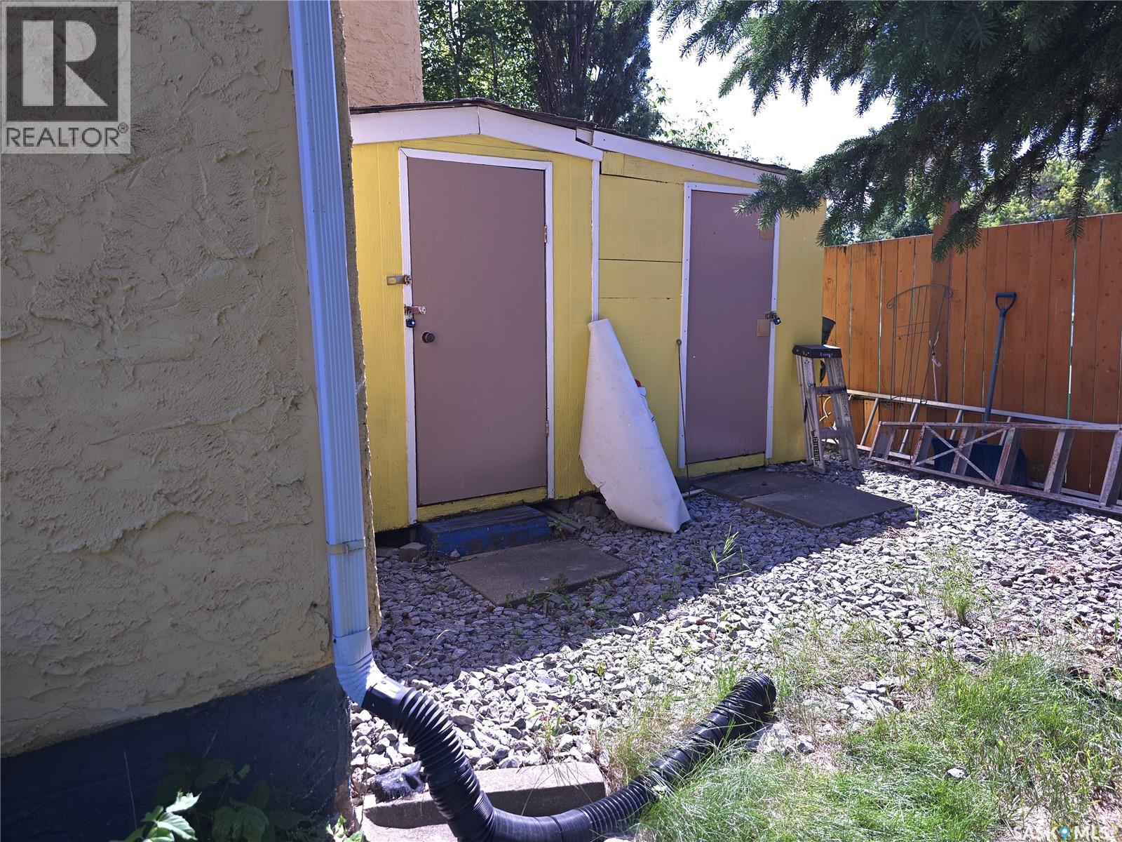 36 21St Street E, Prince Albert, SK - Outdoor