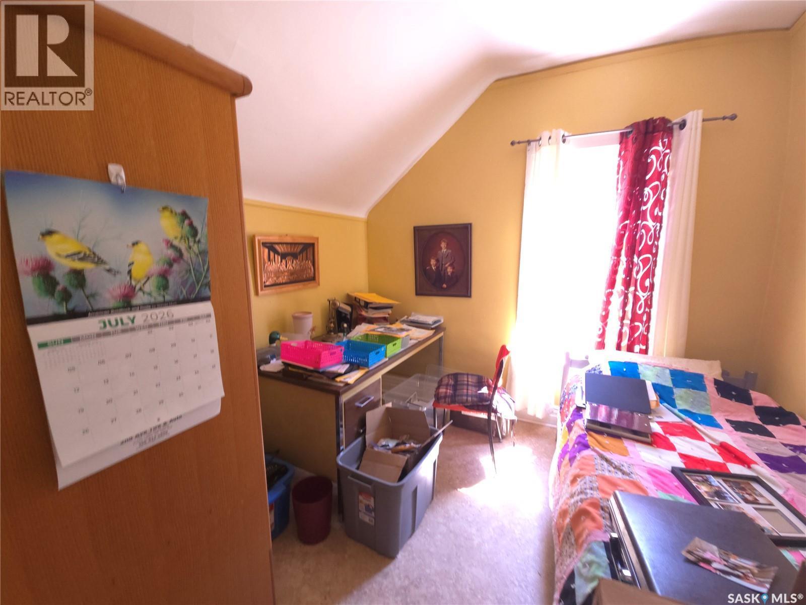 36 21St Street E, Prince Albert, SK - Indoor