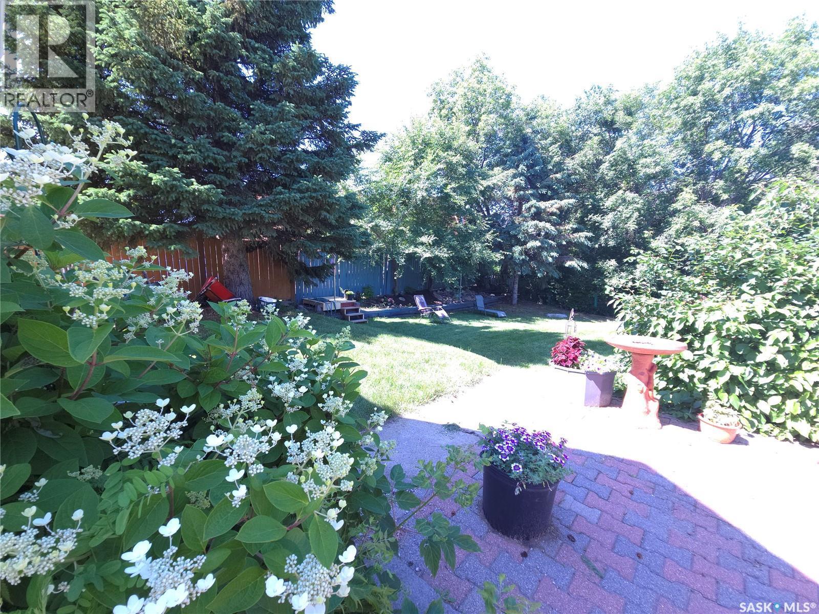 36 21St Street E, Prince Albert, SK - Outdoor