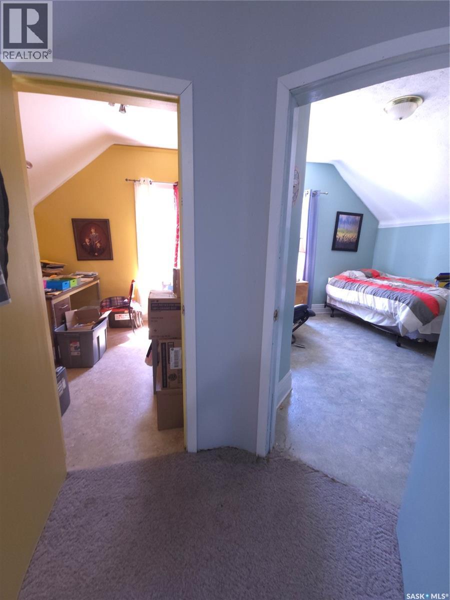 36 21St Street E, Prince Albert, SK - Indoor
