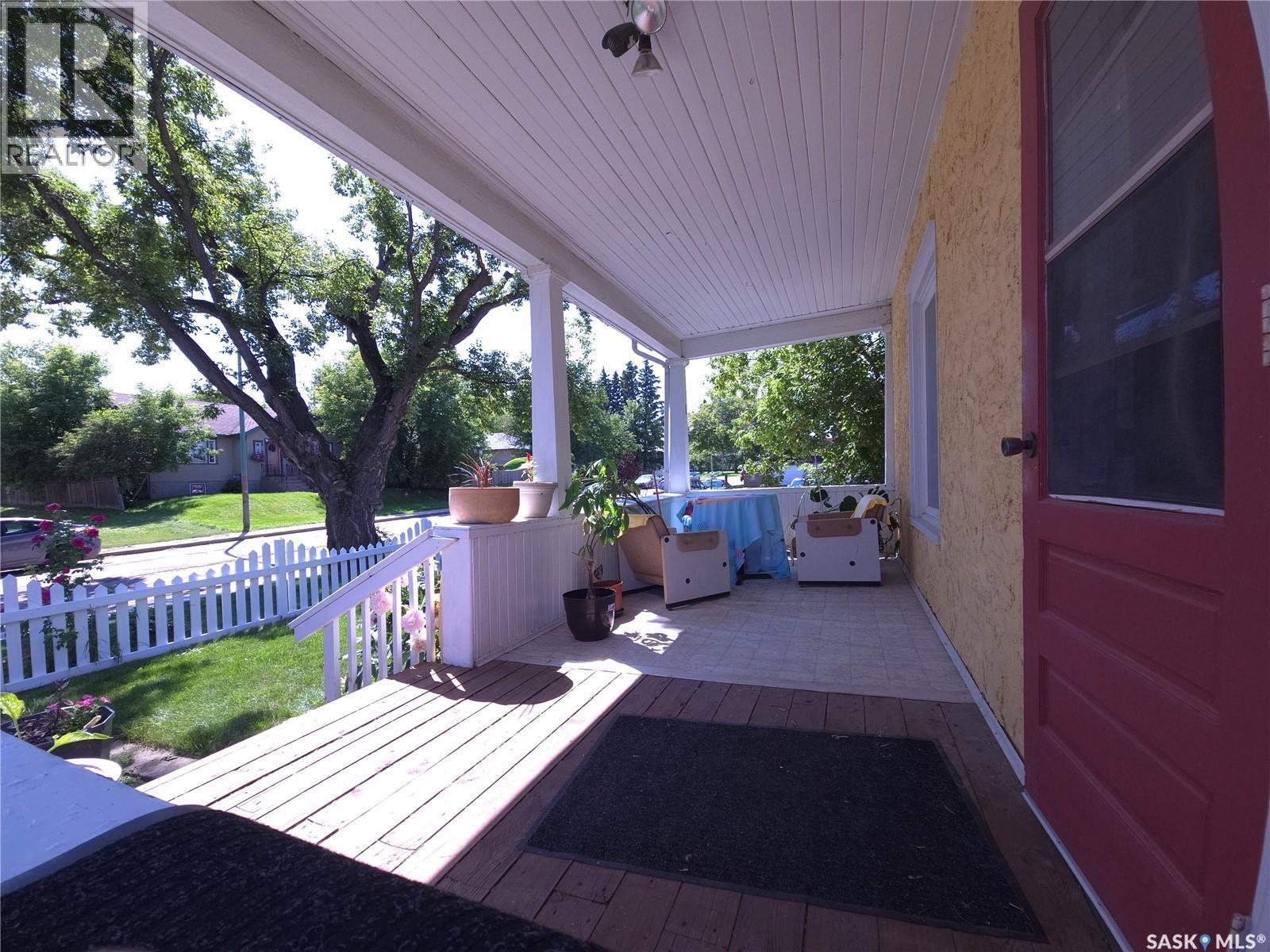 36 21St Street E, Prince Albert, SK - Outdoor With Deck Patio Veranda With Exterior