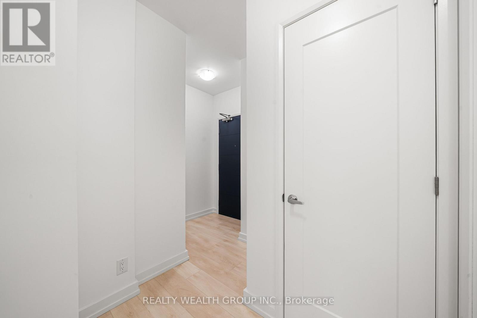 1224 - 75 James Street S, Hamilton, ON - Indoor Photo Showing Other Room