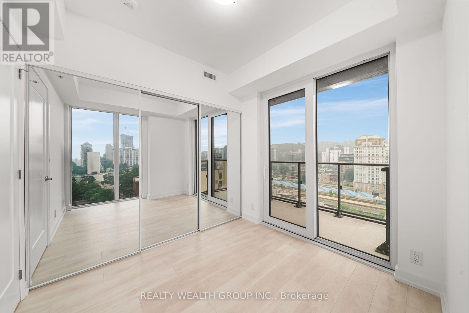 1224 - 75 James Street S, Hamilton, ON - Photo Showing Other Room