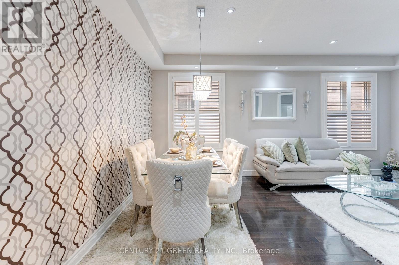 3 Lisson Crescent, Brampton, ON - Indoor