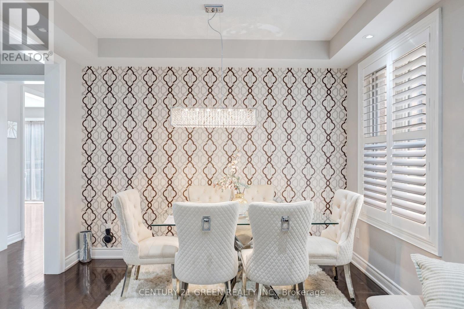 3 Lisson Crescent, Brampton, ON - Indoor