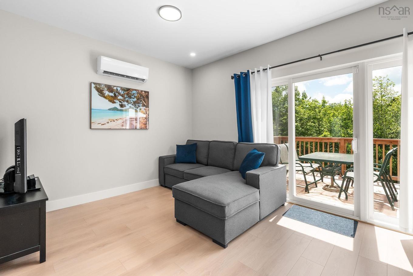 91 Honeygold Drive, Halifax, NS - Indoor