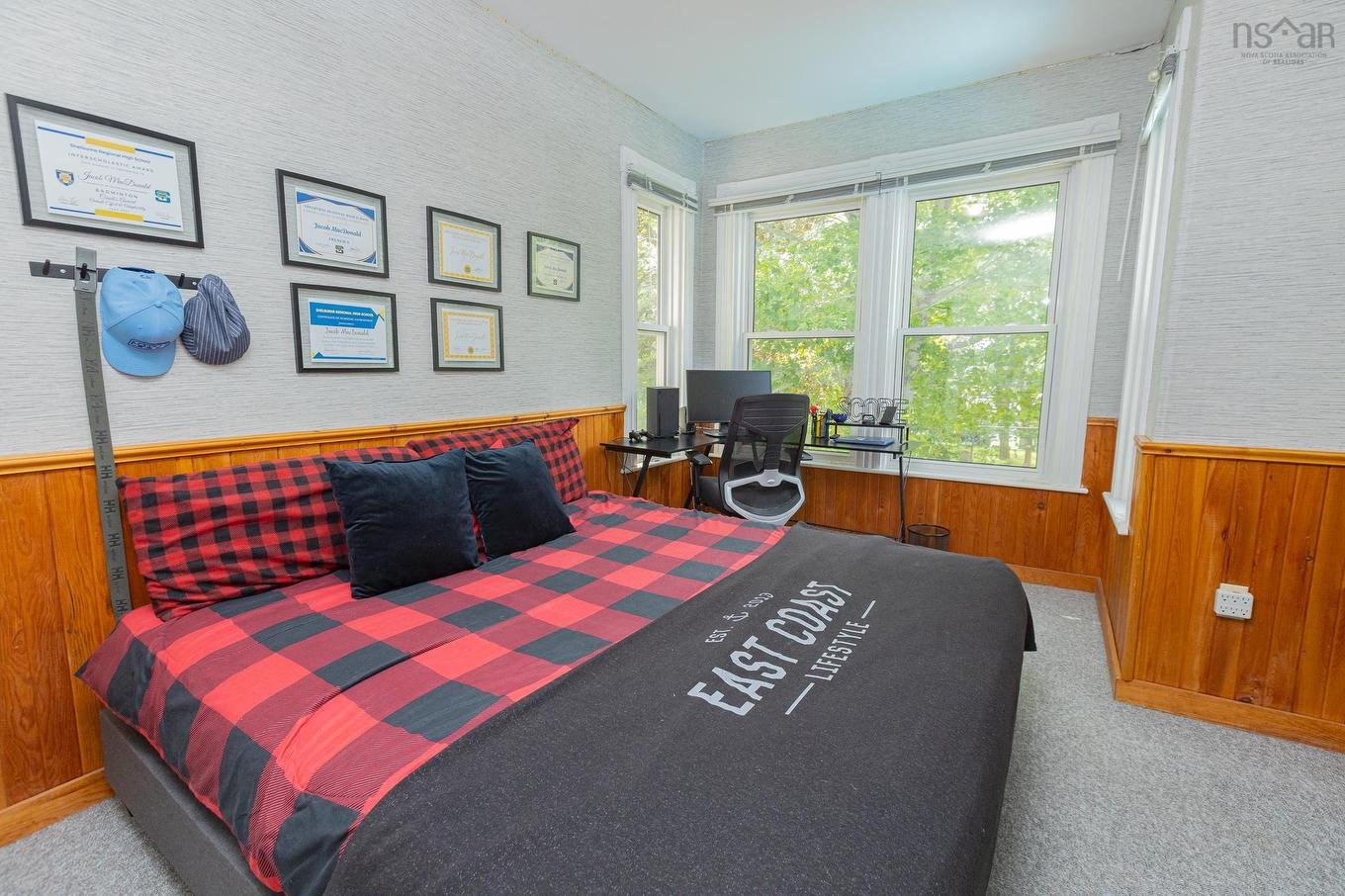 44 John Street, Shelburne, NS - Indoor Photo Showing Bedroom