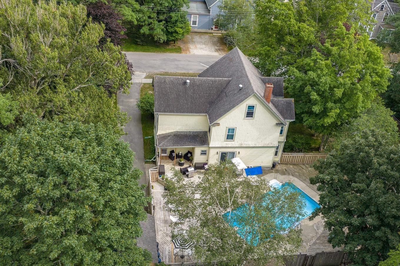 44 John Street, Shelburne, NS - Outdoor With In Ground Pool