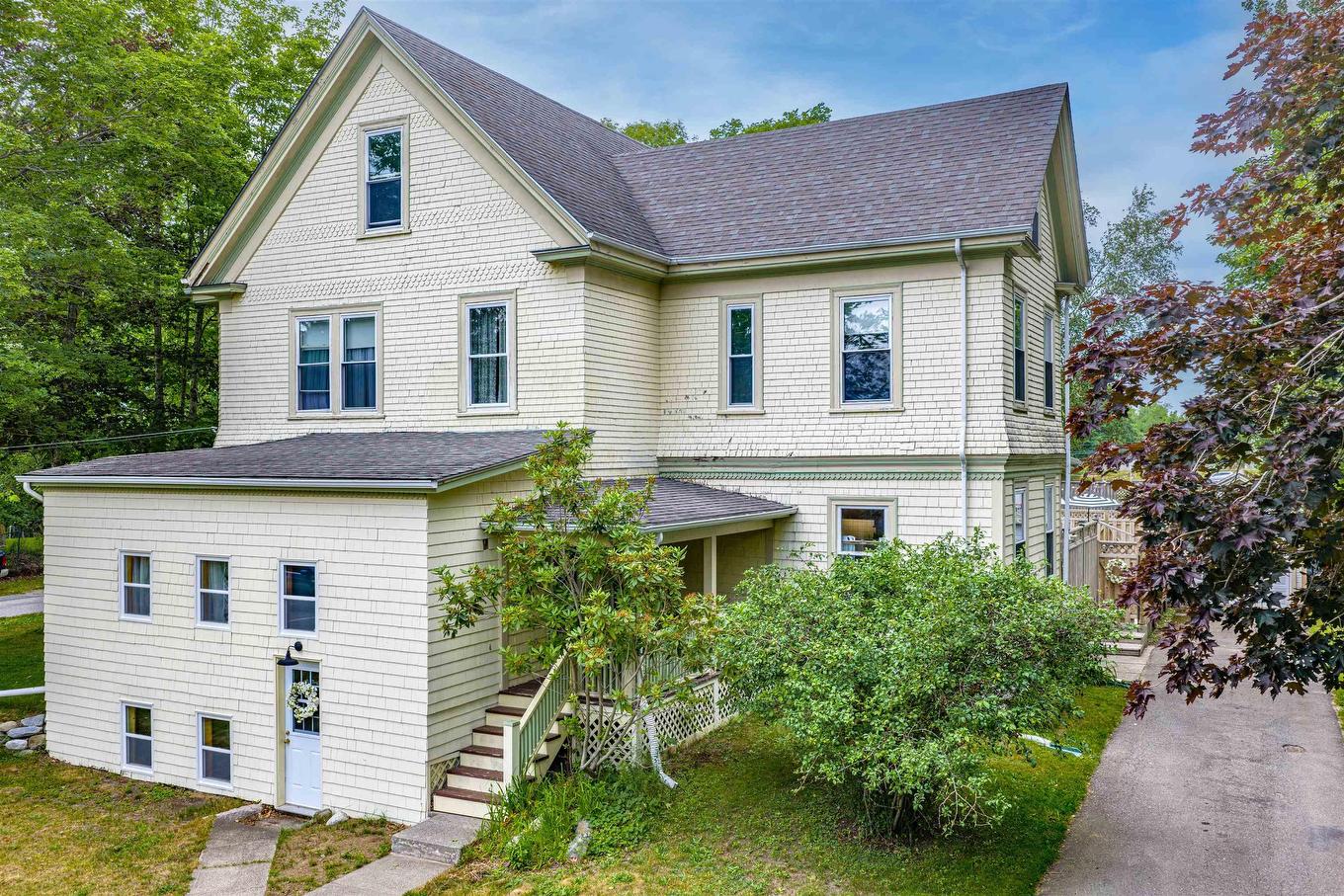 44 John Street, Shelburne, NS - Outdoor