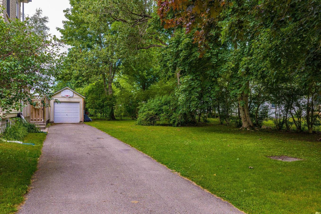 44 John Street, Shelburne, NS - Outdoor