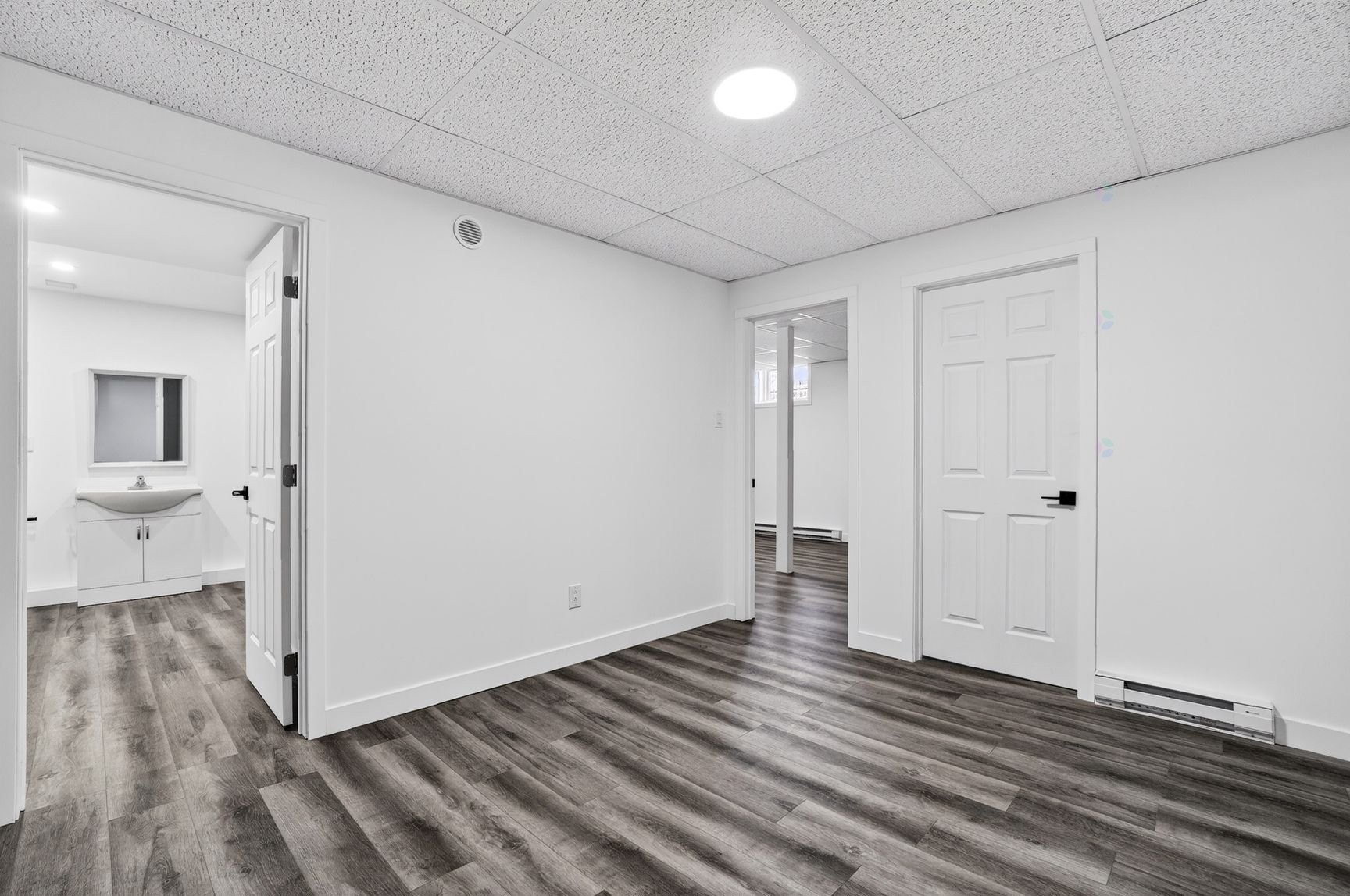 Salle familiale - 405 Rue De La Montagne, Saint-Calixte, QC - Indoor Photo Showing Other Room