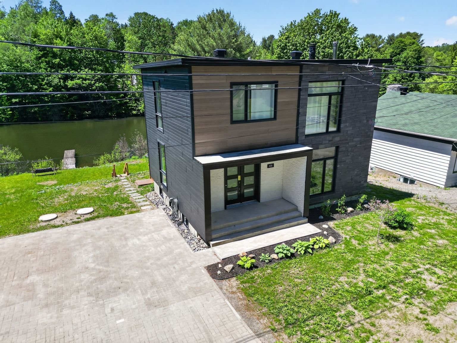 Photo aérienne - 405 Rue De La Montagne, Saint-Calixte, QC - Outdoor