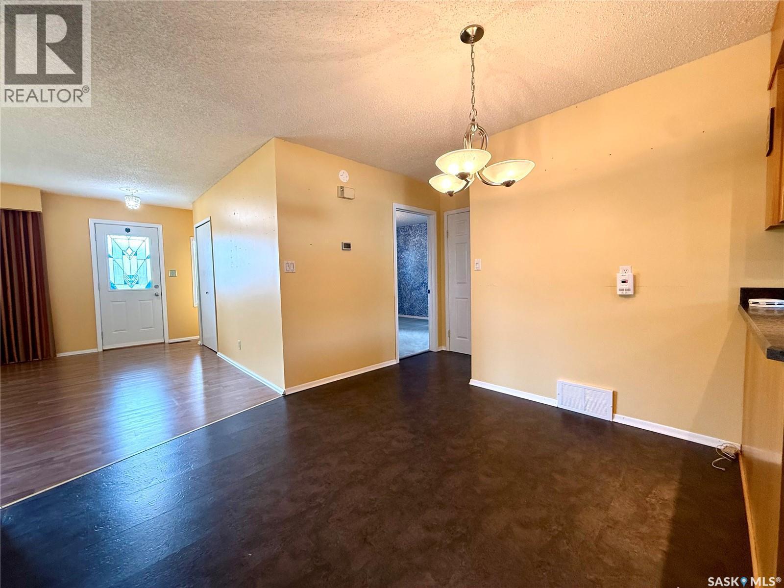 1317 Main Street, Canora, SK - Indoor
