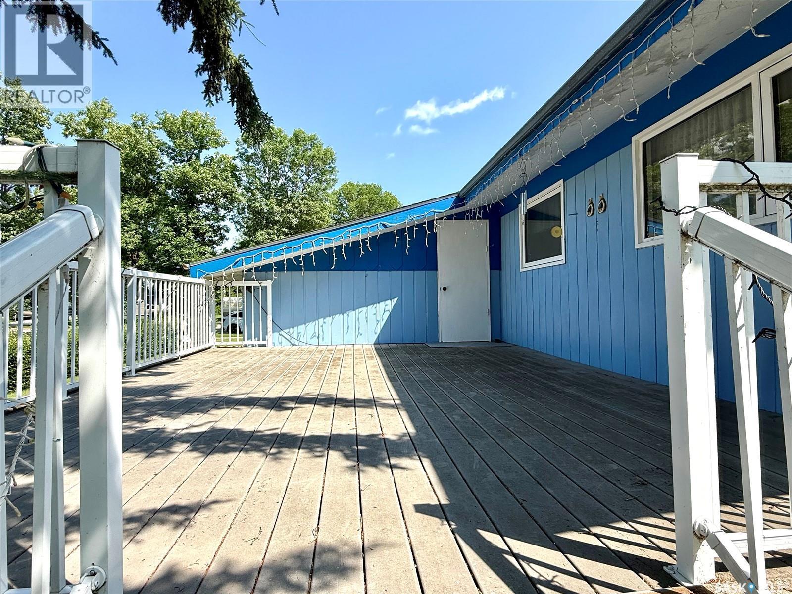 1317 Main Street, Canora, SK - Outdoor
