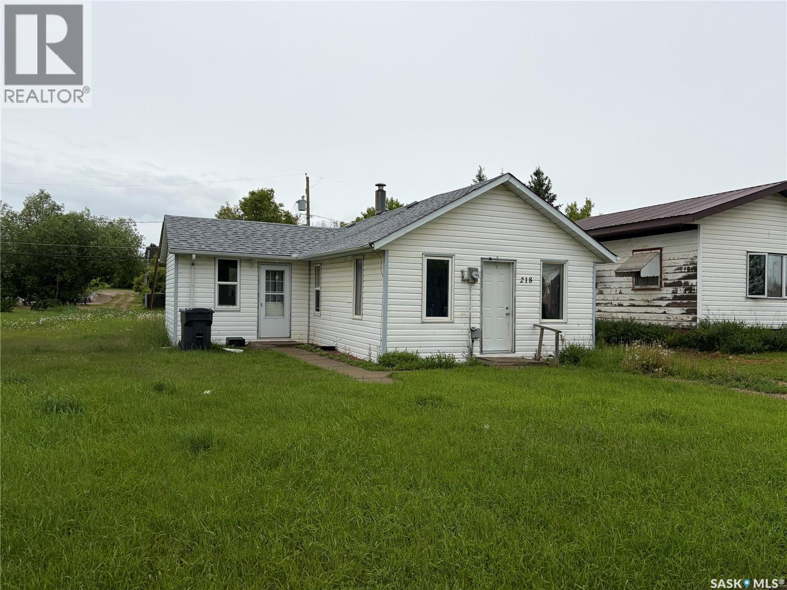 218 Main Street, Norquay, SK - Outdoor