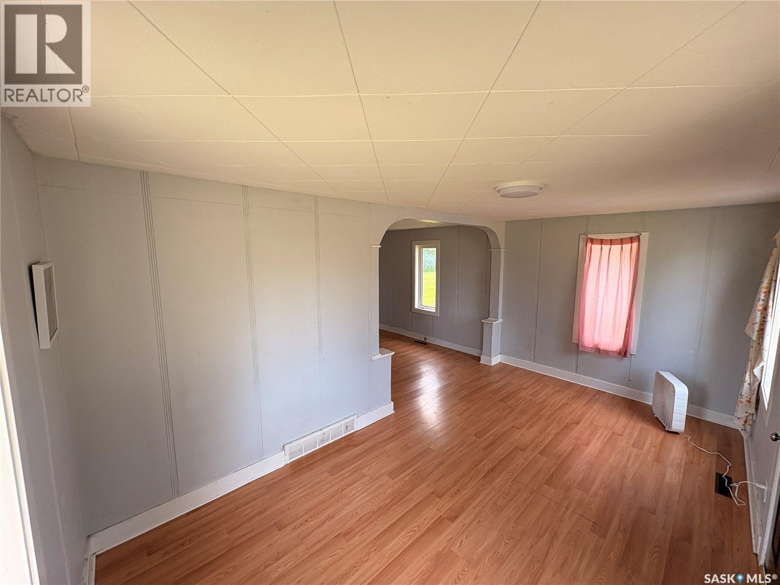 218 Main Street, Norquay, SK - Indoor Photo Showing Other Room