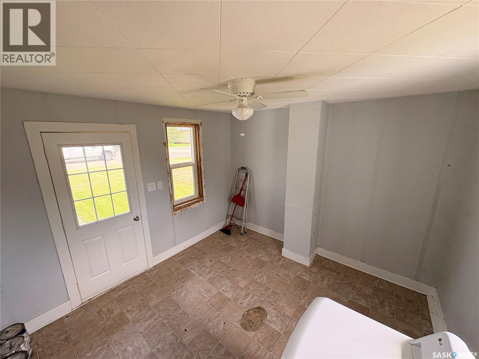 218 Main Street, Norquay, SK - Indoor Photo Showing Other Room