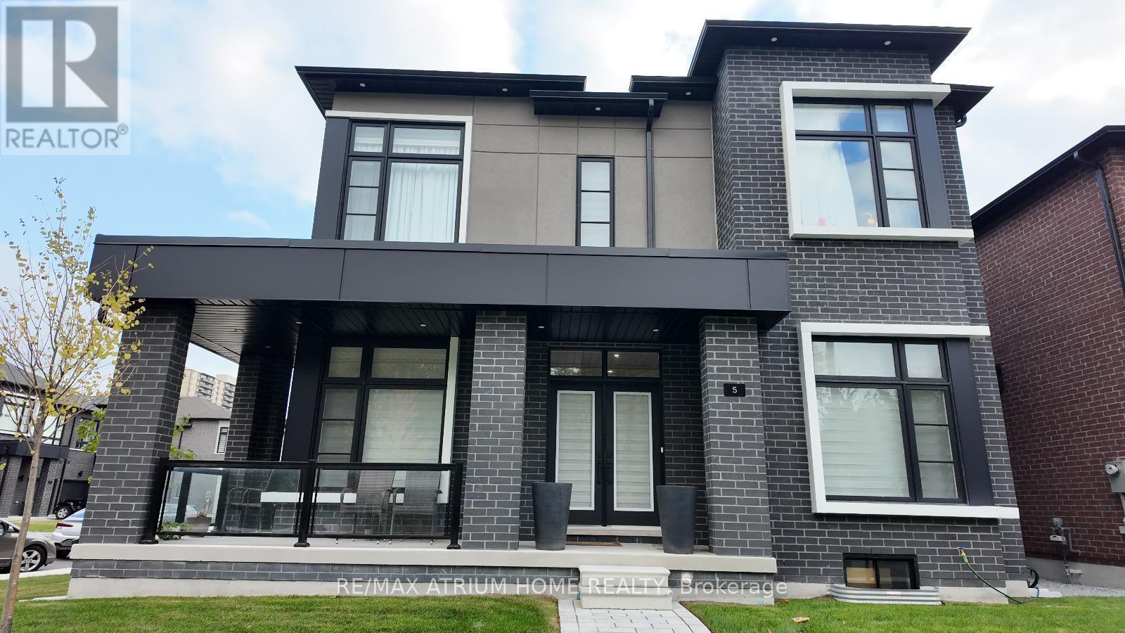 5 Norbury Crescent, Toronto, ON - Outdoor