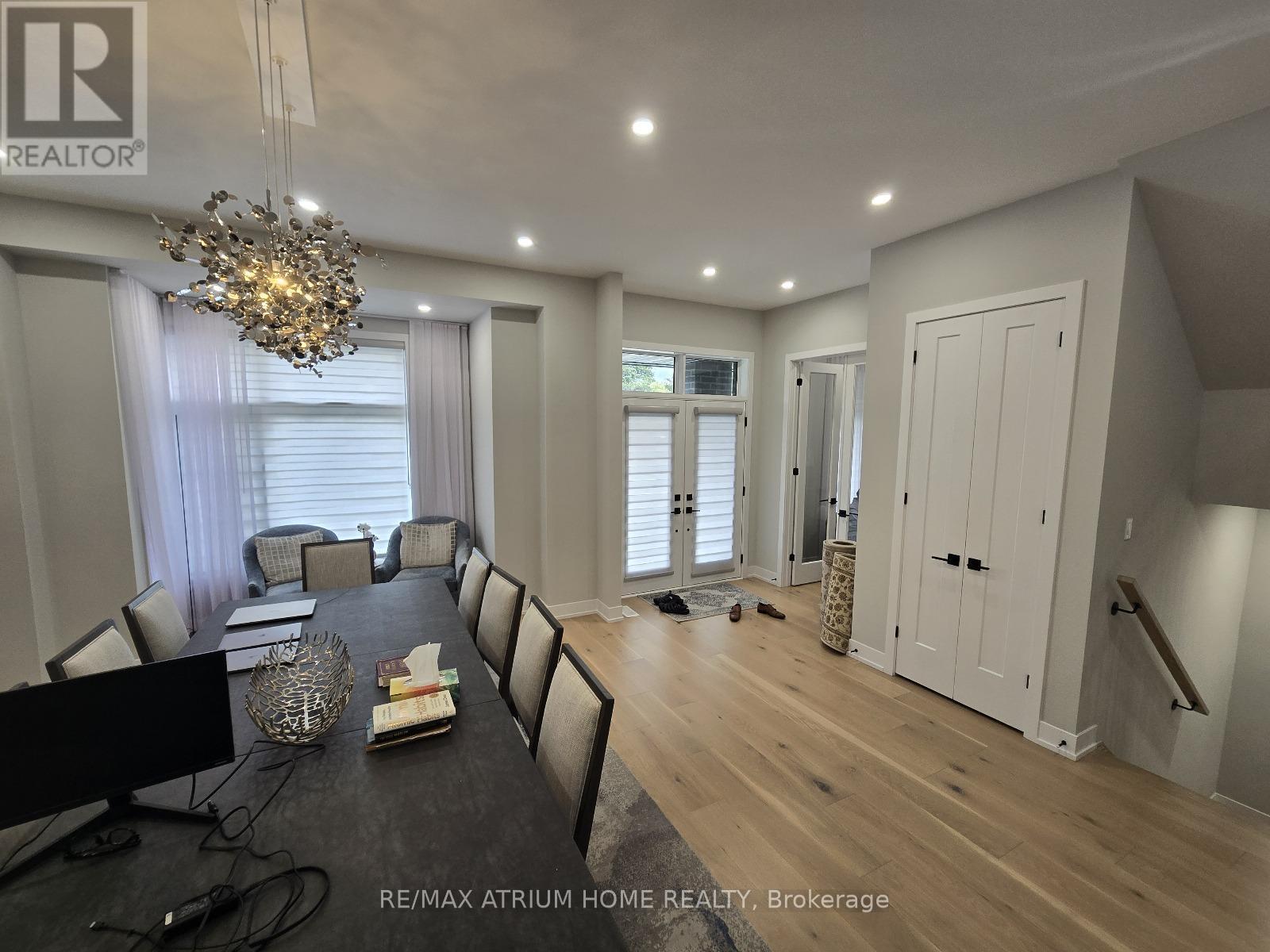 5 Norbury Crescent, Toronto, ON - Indoor Photo Showing Dining Room