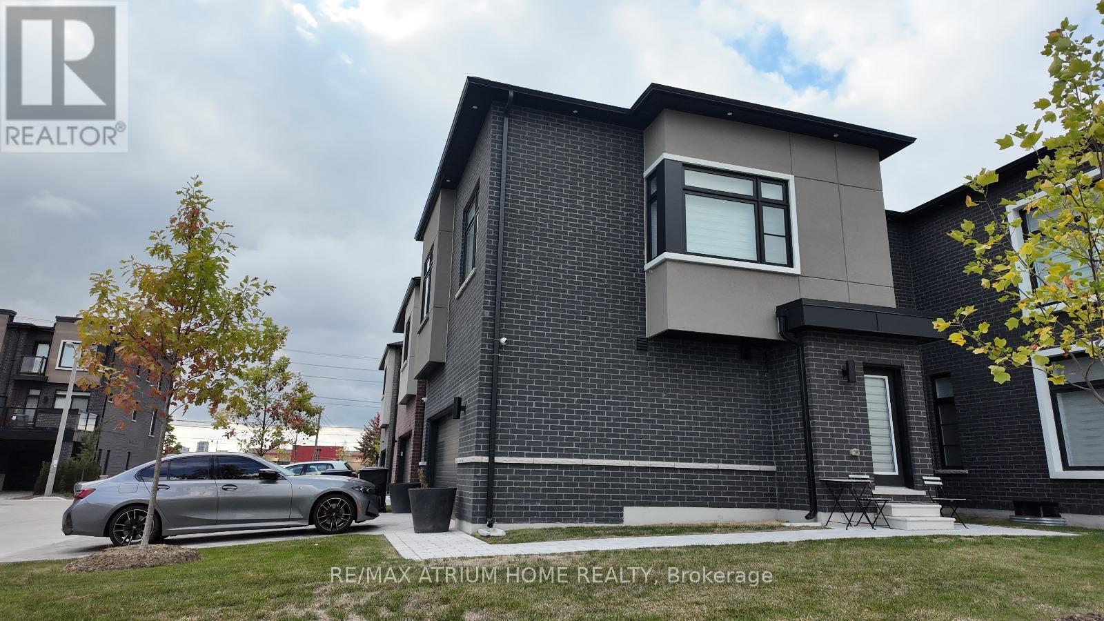 5 Norbury Crescent, Toronto, ON - Outdoor