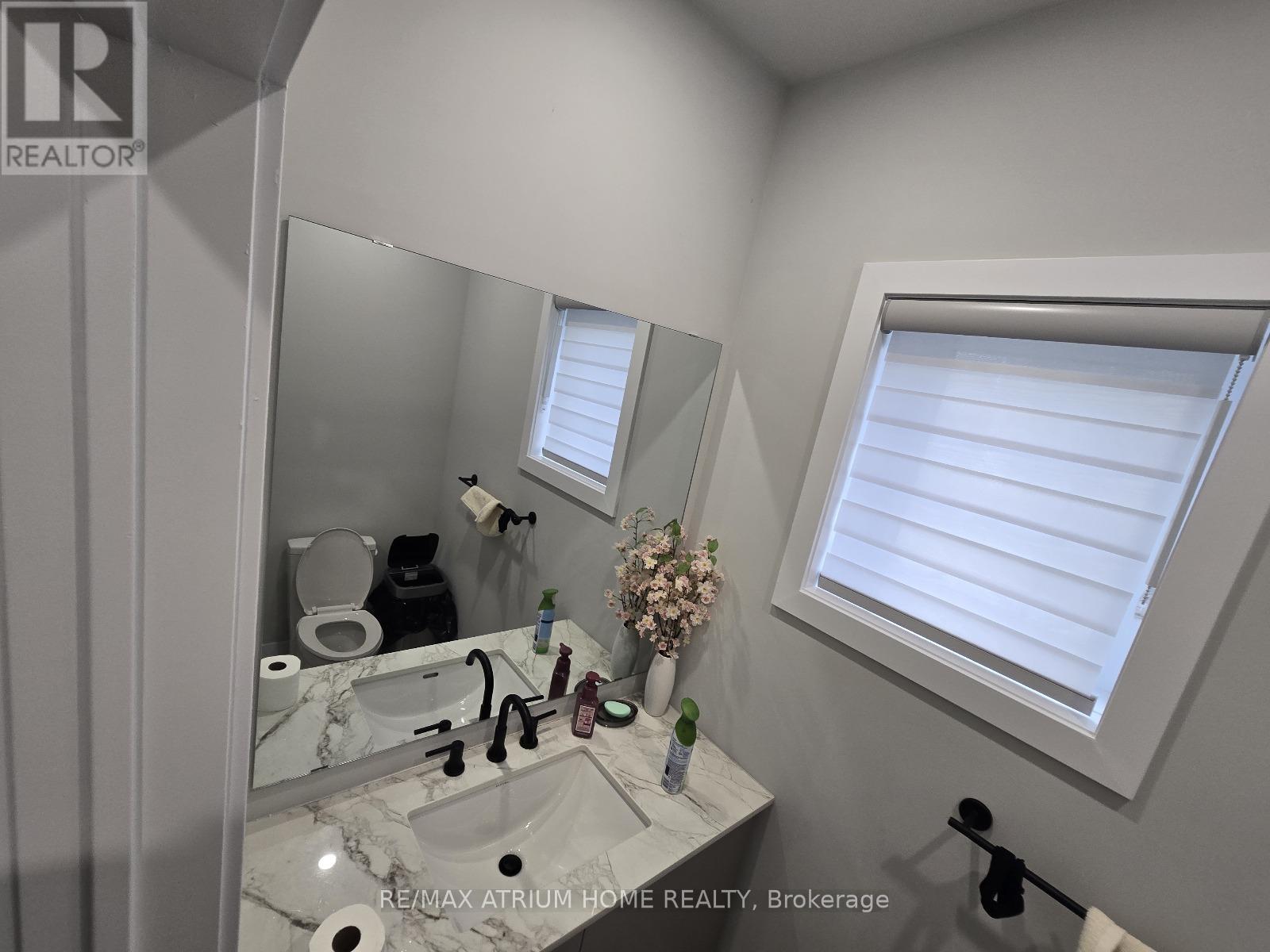 5 Norbury Crescent, Toronto, ON - Indoor Photo Showing Bathroom