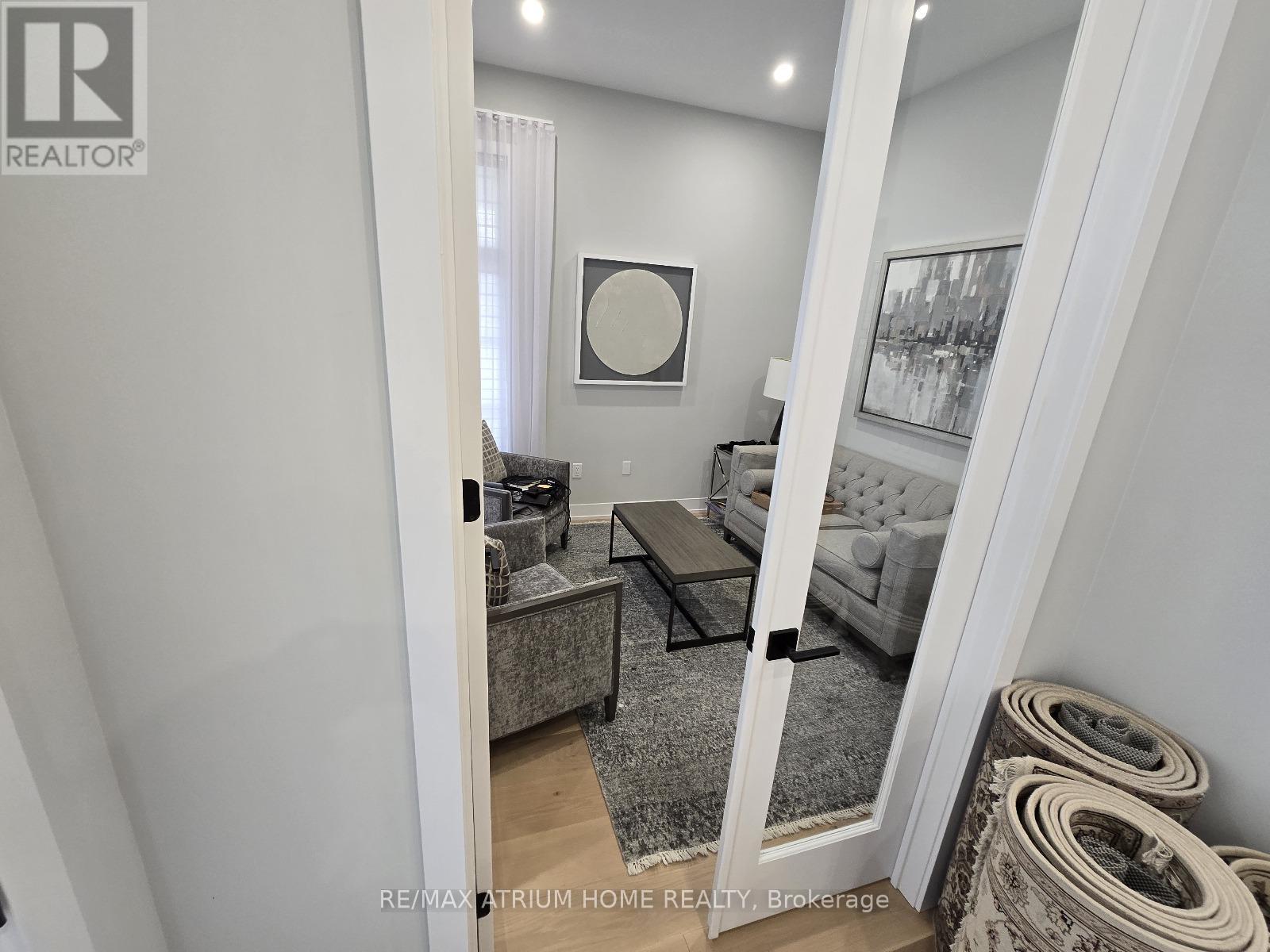 5 Norbury Crescent, Toronto, ON - Indoor Photo Showing Other Room