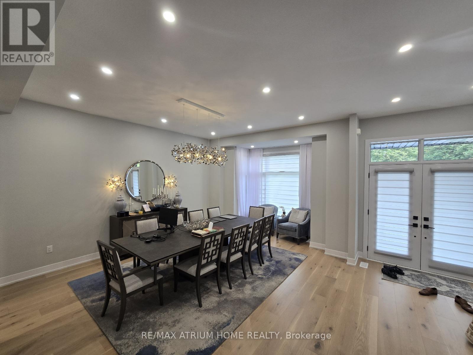 5 Norbury Crescent, Toronto, ON - Indoor Photo Showing Dining Room