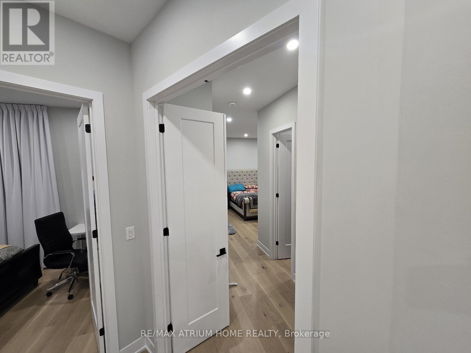 5 Norbury Crescent, Toronto, ON - Indoor Photo Showing Other Room