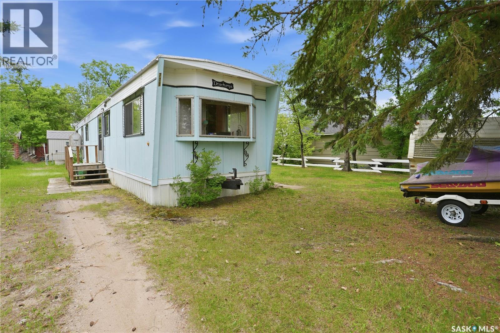 771 Joseph Crescent, Cochin, SK - Outdoor