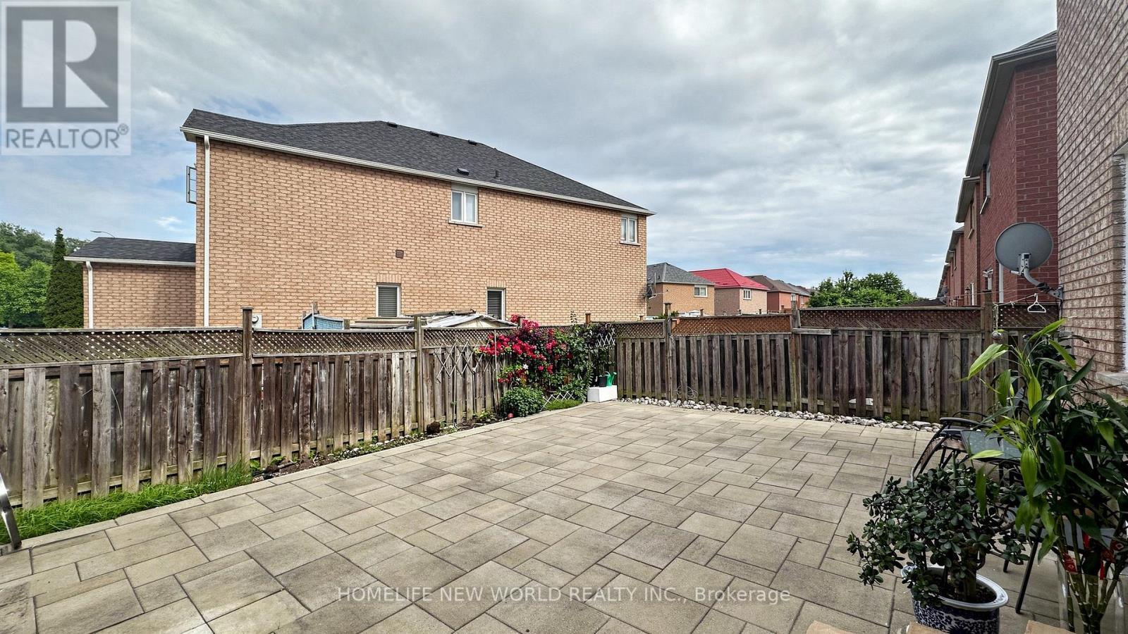 73 Doubtfire Crescent, Markham, ON - Outdoor With Exterior