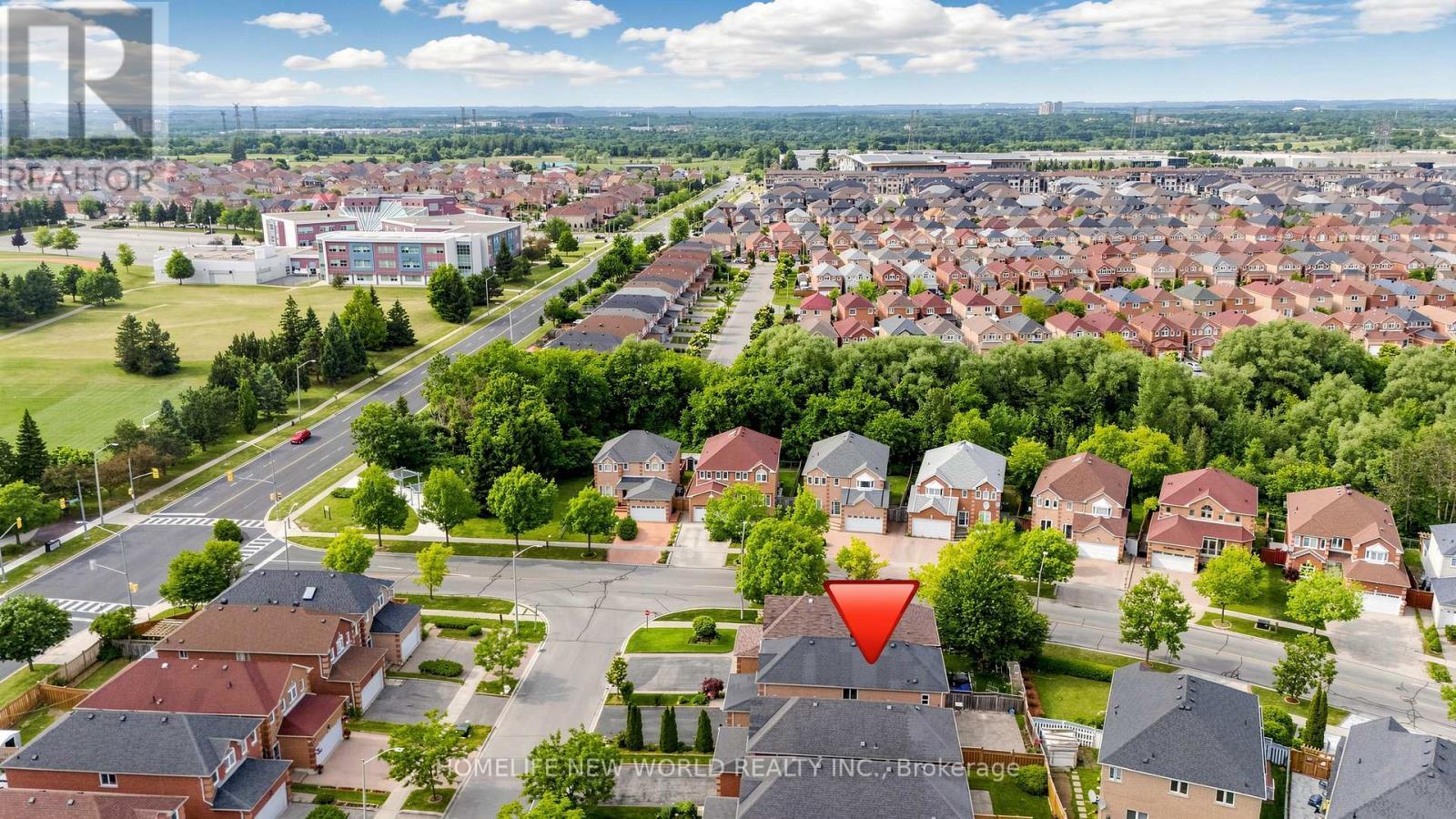 73 Doubtfire Crescent, Markham, ON - Outdoor With View