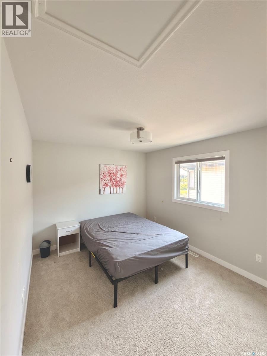 539 Secord Manor, Saskatoon, SK - Indoor Photo Showing Bedroom