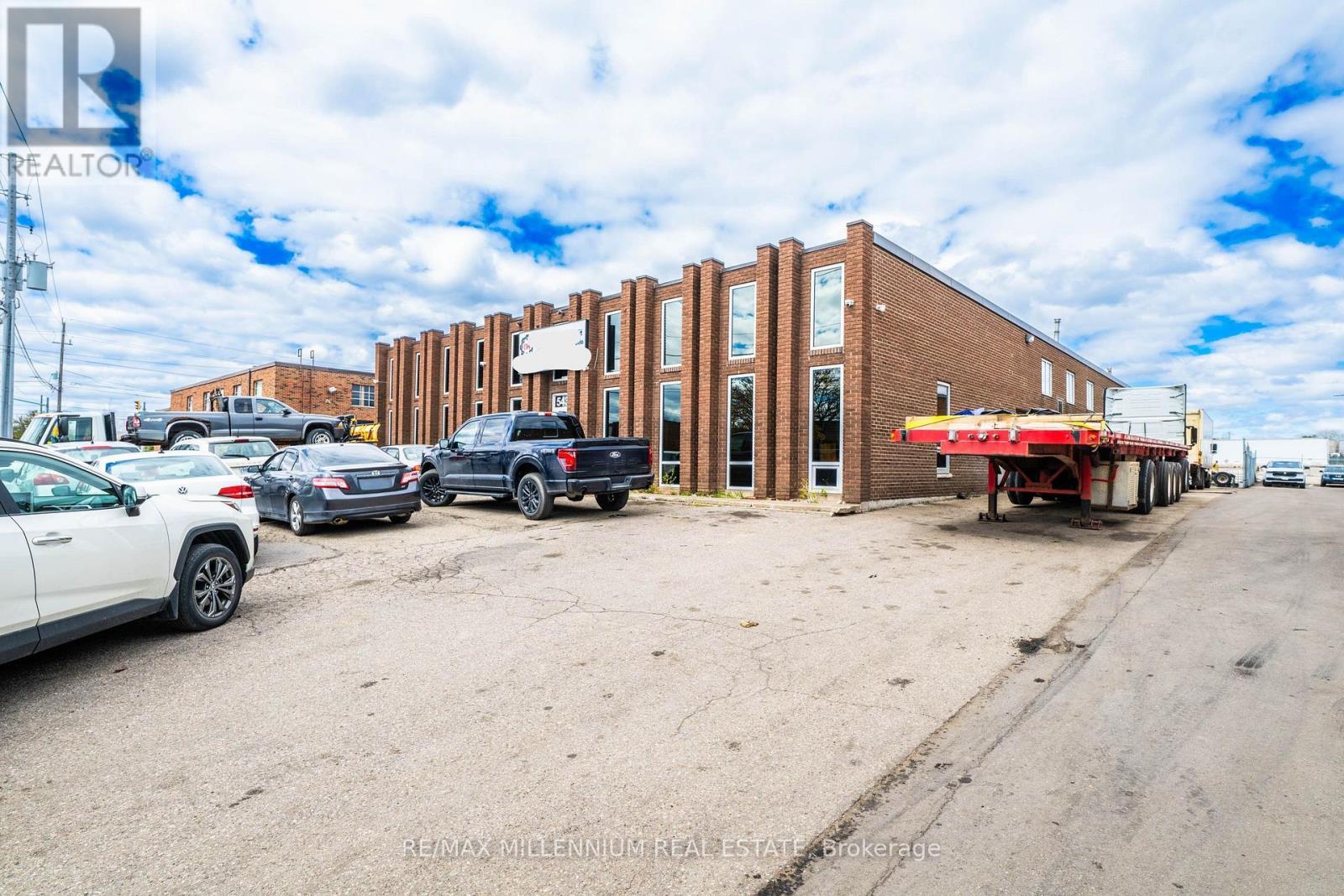 5435 Maingate Drive, Mississauga, ON