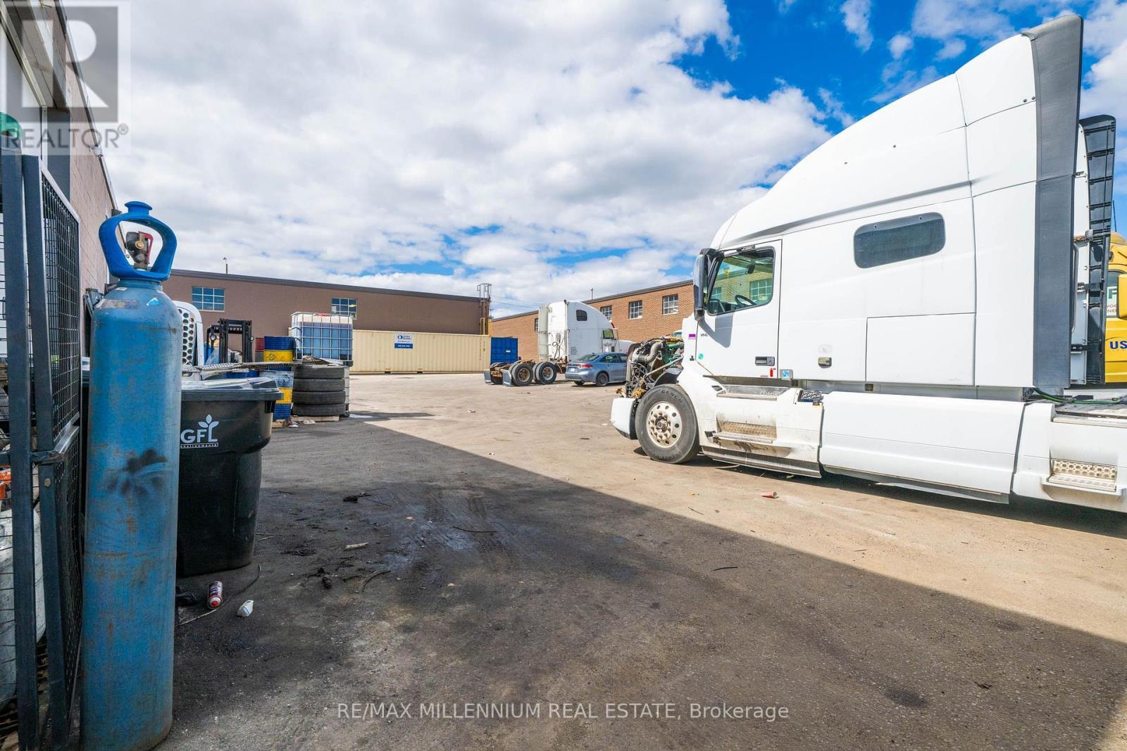 5435 Maingate Drive, Mississauga, ON