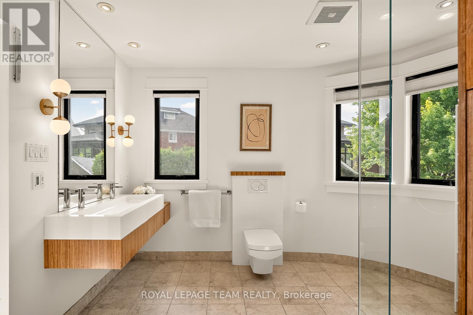 120 Riverdale Avenue, Ottawa, ON - Indoor Photo Showing Bathroom