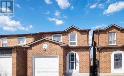 22 DUNBAR CRESCENT Markham, ON L3R 6W8