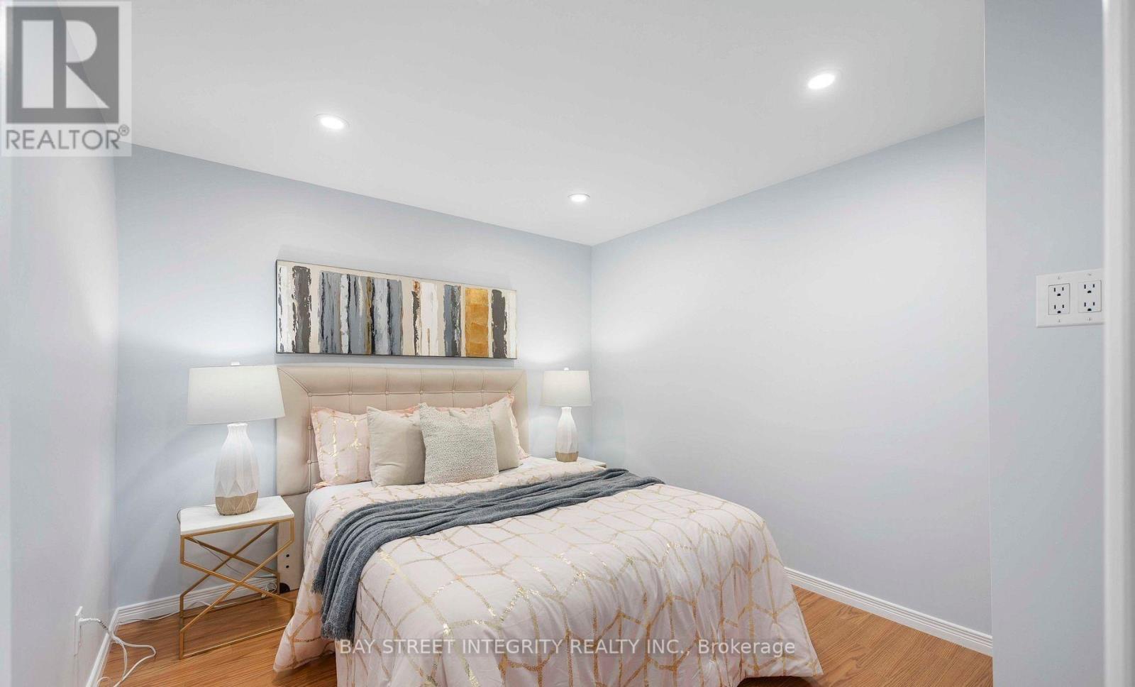22 Dunbar Crescent, Markham, ON - Indoor Photo Showing Bedroom