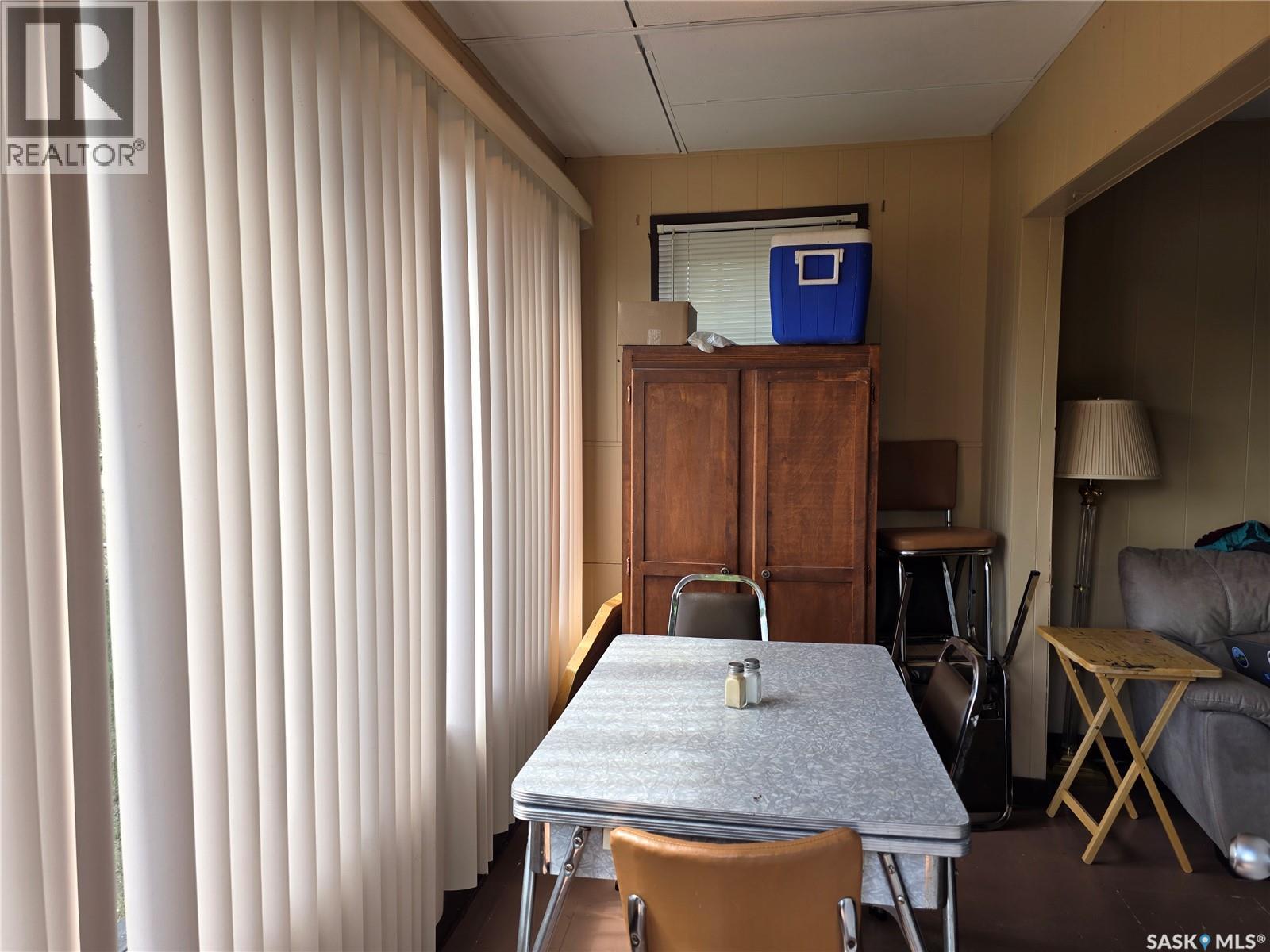 460 Mistusinne Crescent, Mistusinne, SK - Indoor