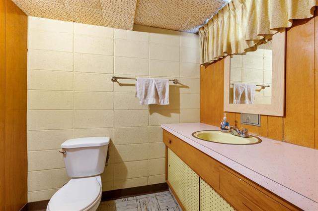 61 Verbena St, Winnipeg, MB - Indoor Photo Showing Bathroom