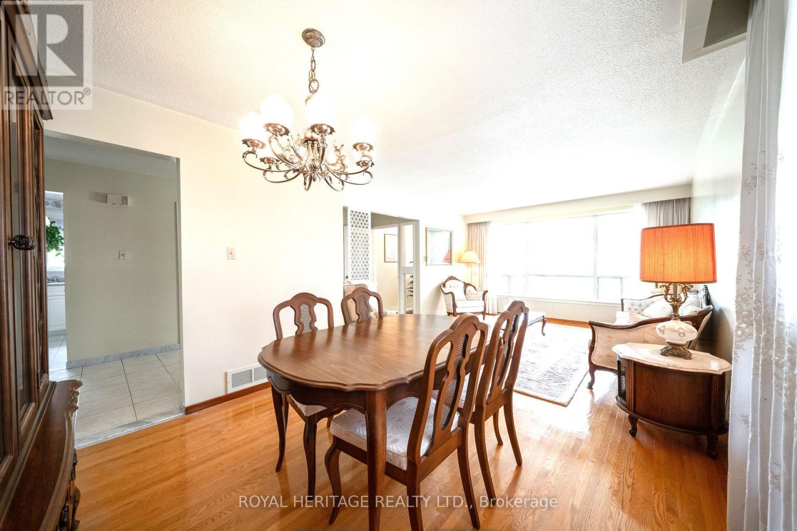 79 Fulbert Crescent, Toronto, ON - Indoor Photo Showing Dining Room