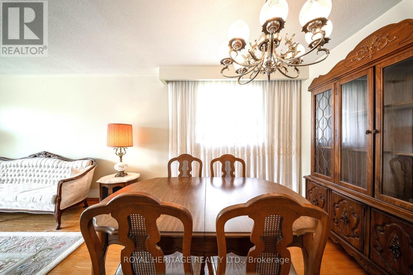 79 Fulbert Crescent, Toronto, ON - Indoor Photo Showing Dining Room