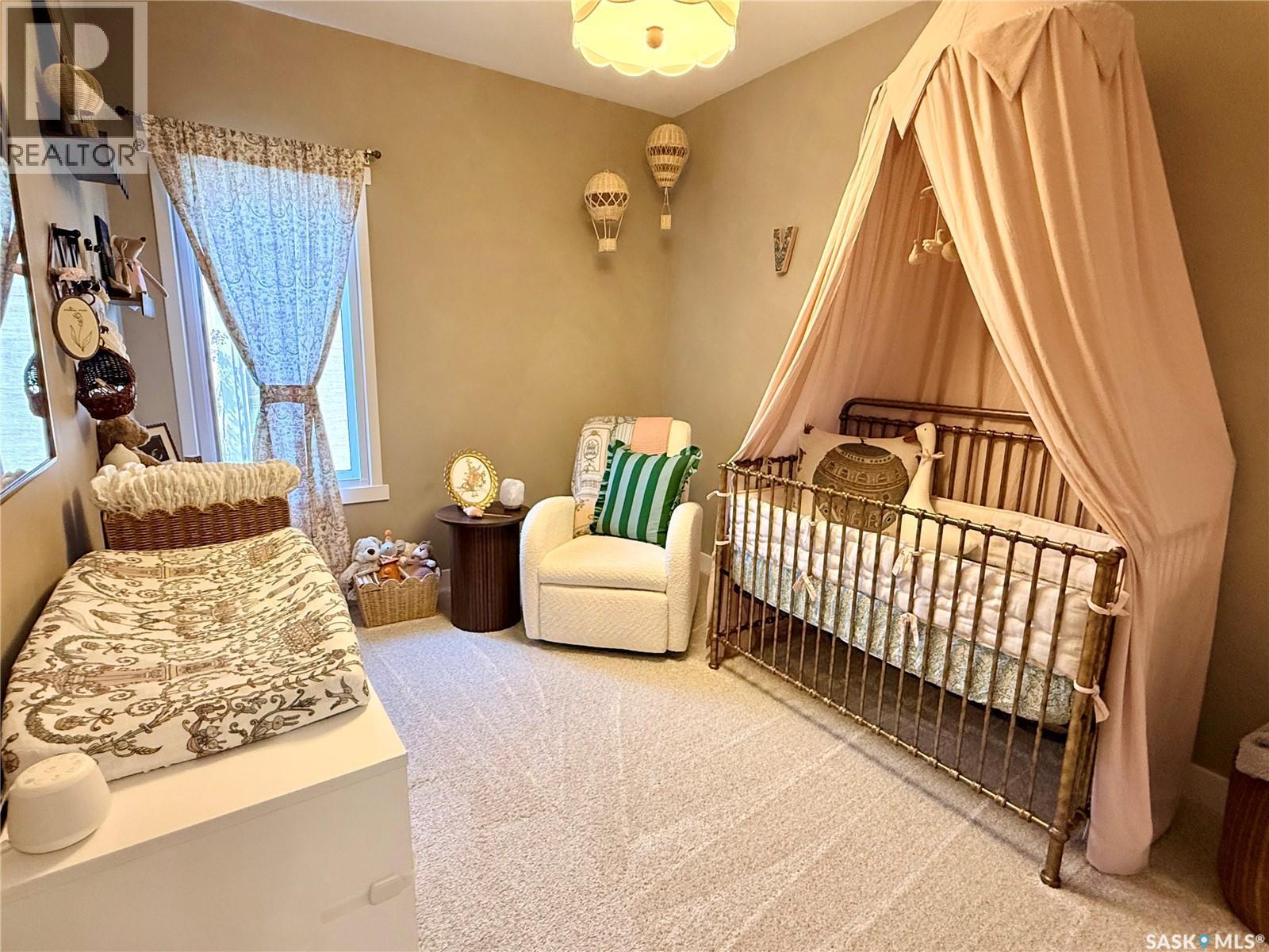 34 701 Mcintosh Street E, Swift Current, SK - Indoor Photo Showing Bedroom