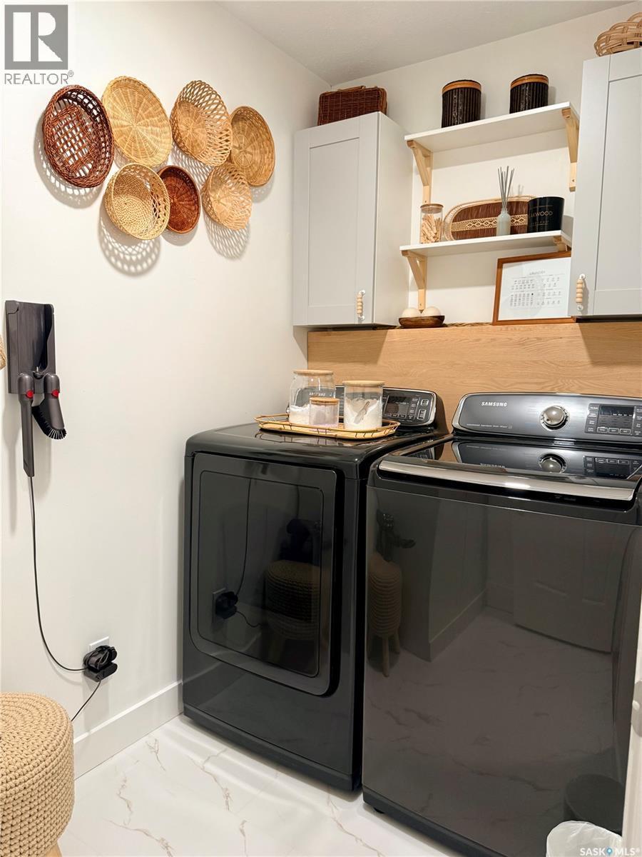 34 701 Mcintosh Street E, Swift Current, SK - Indoor Photo Showing Laundry Room