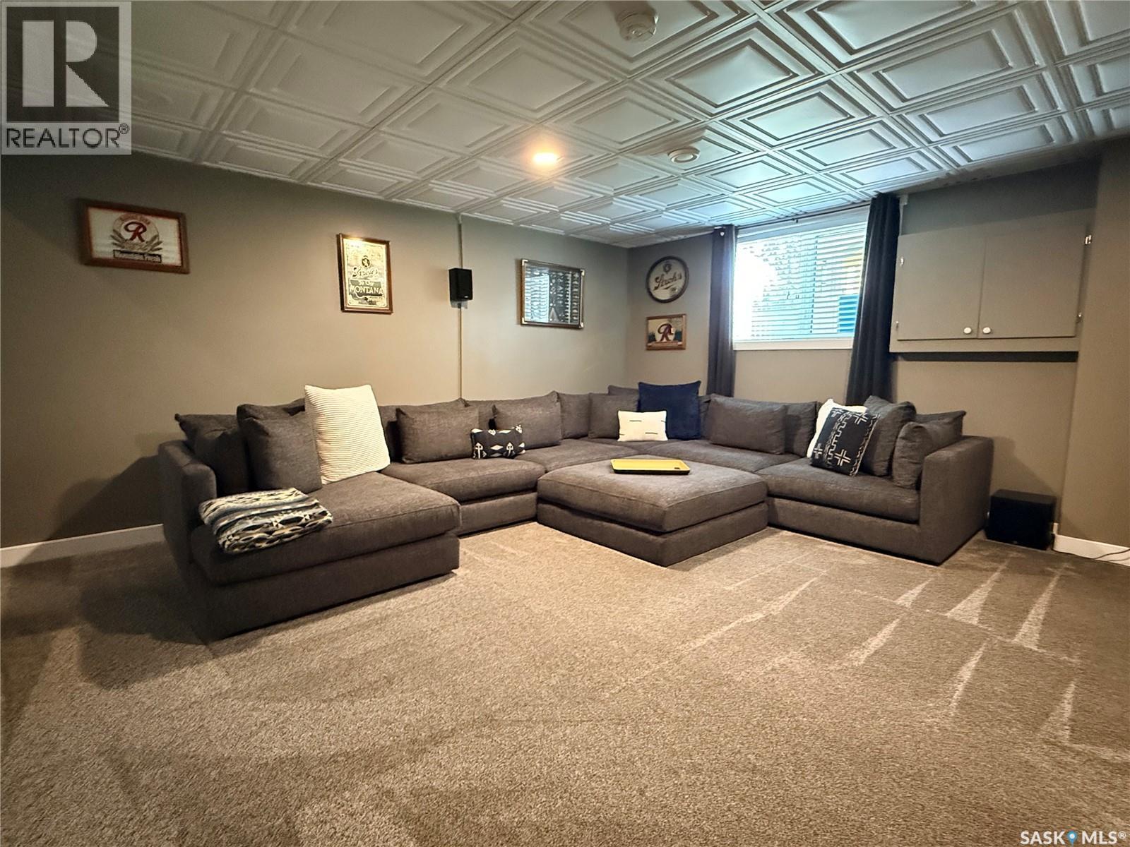 34 701 Mcintosh Street E, Swift Current, SK - Indoor Photo Showing Basement