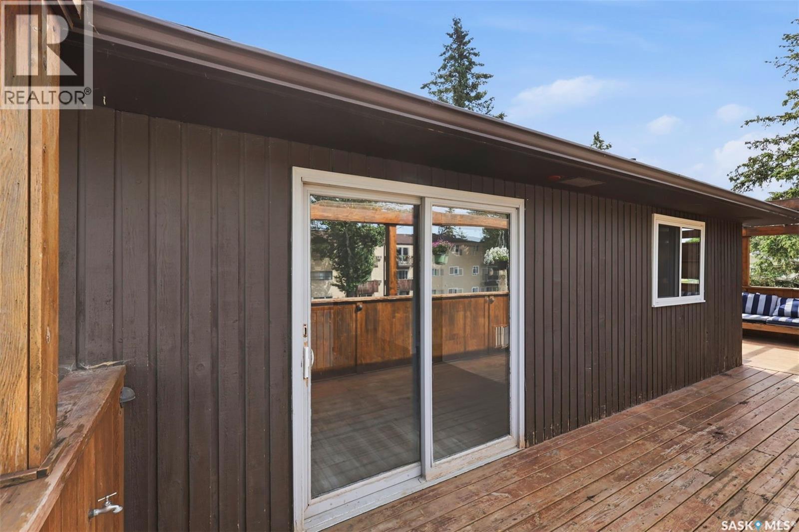 65 Rennie Place, Saskatoon, SK - Outdoor With Deck Patio Veranda With Exterior