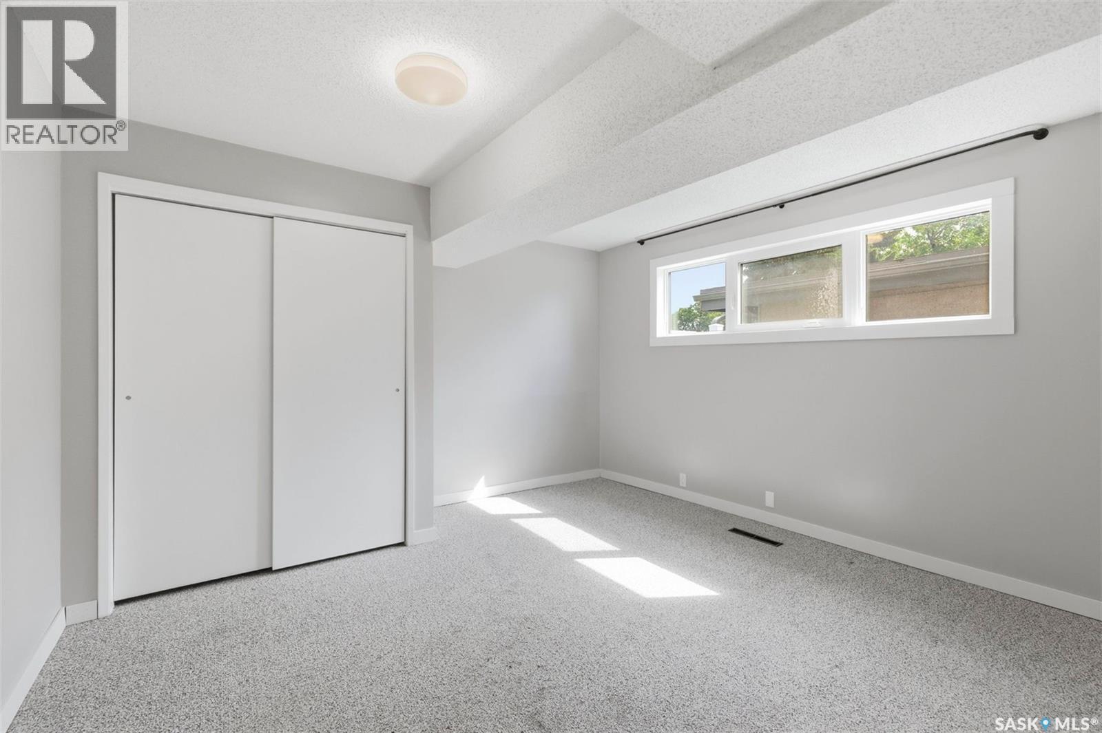 65 Rennie Place, Saskatoon, SK - Indoor Photo Showing Other Room
