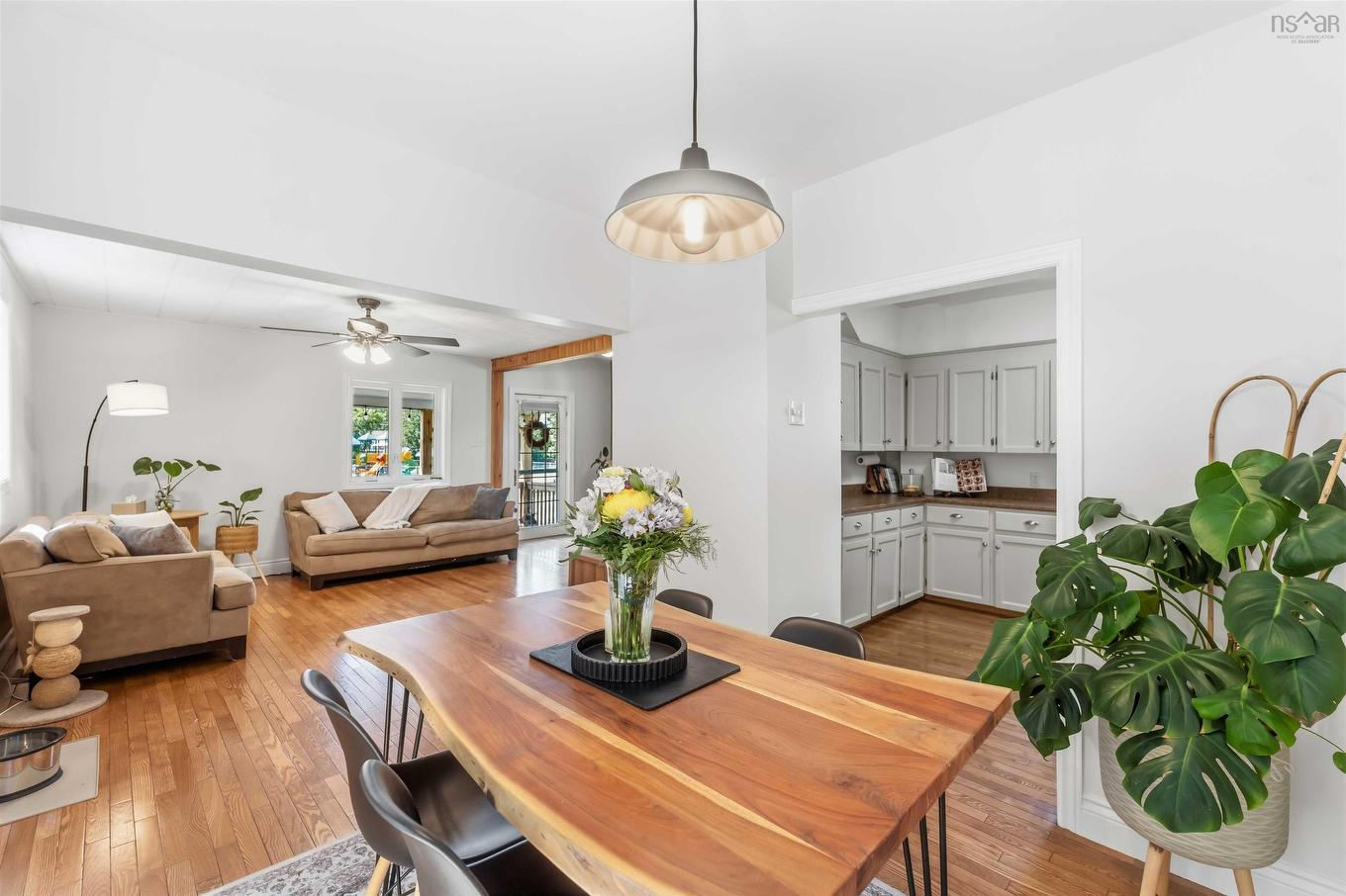 311 Stannus Street, Windsor, NS - Indoor