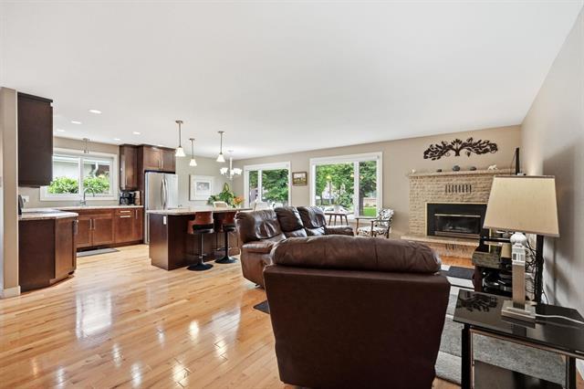 222 Stuart Ave, Winnipeg, MB - Indoor With Fireplace
